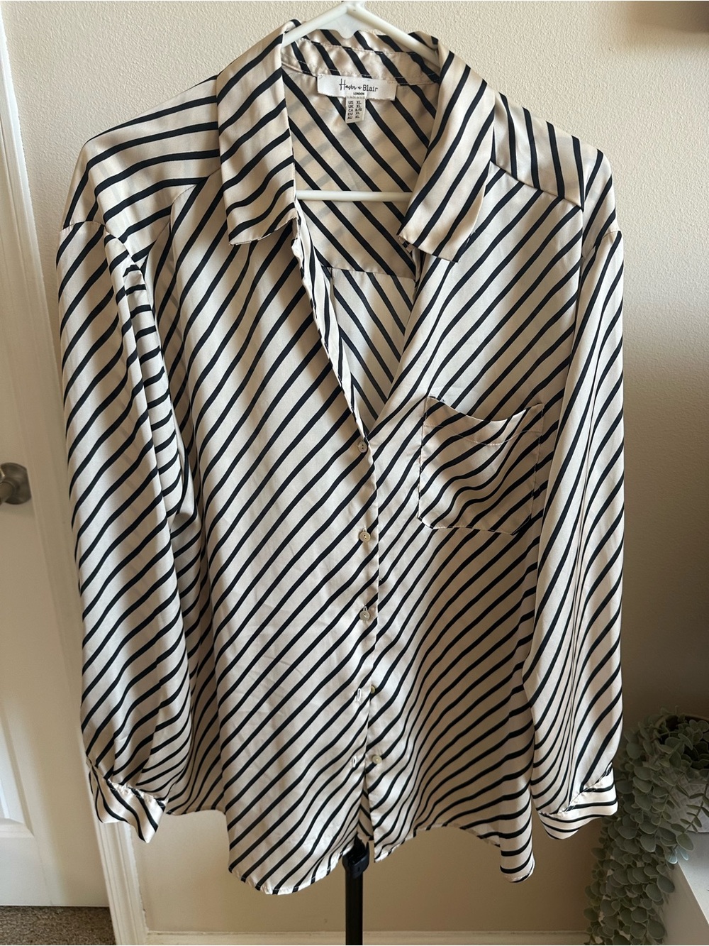 Haver & Blair London Striped Black & White Button-Down Shirt
